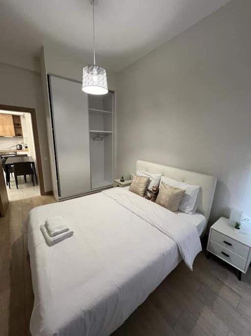 Cozy New Apartment Nearby Metro Athens Luaran gambar