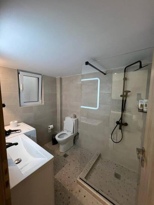 Cozy New Apartment Nearby Metro Athens Luaran gambar